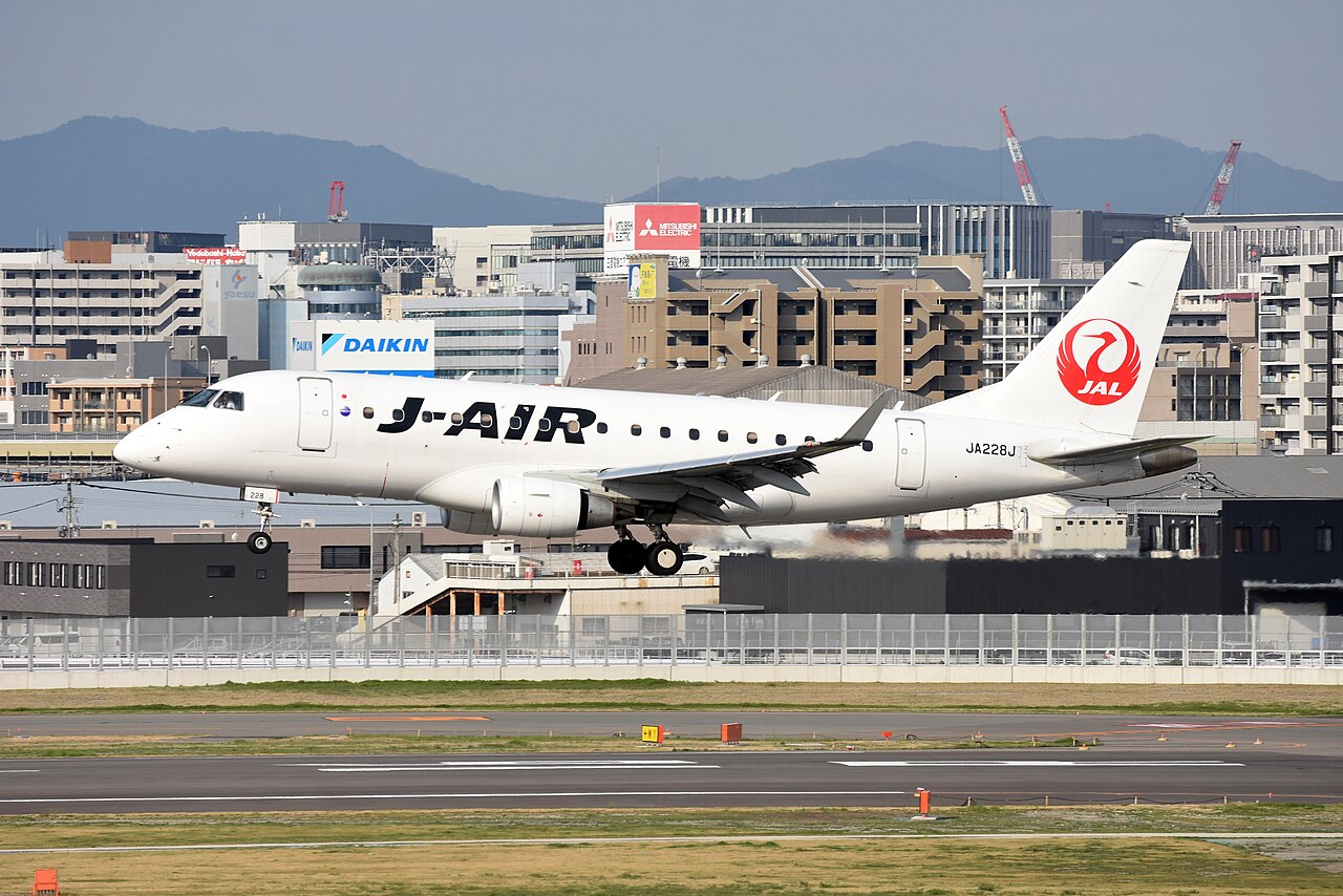 福岡空港のJALグループ機