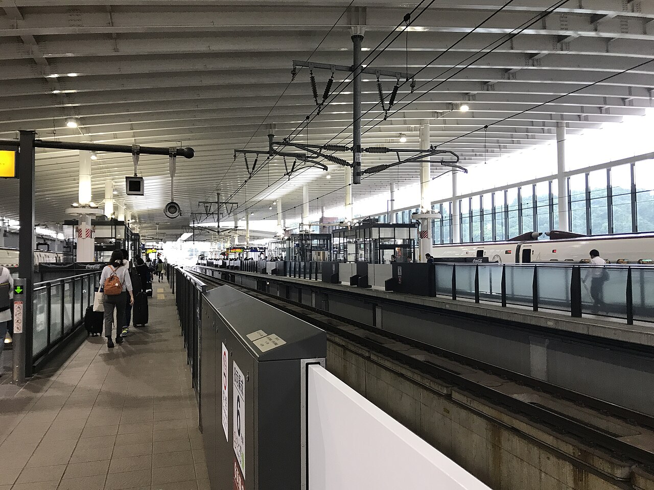 熊本駅の九州新幹線ホーム