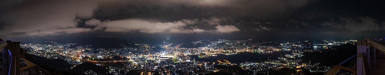 稲佐山から見た長崎の夜景